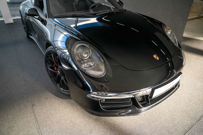 Porsche 991 Carrera GTS