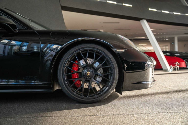 Porsche 991 Carrera GTS
