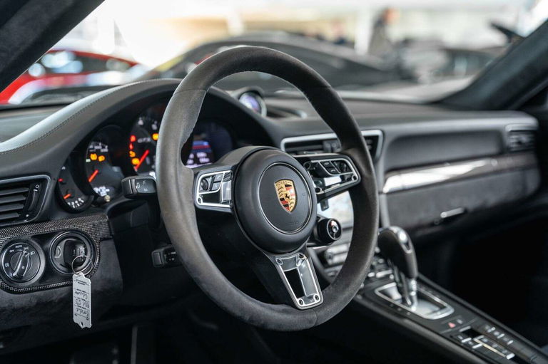 Porsche 991.2 Carrera 4 GTS