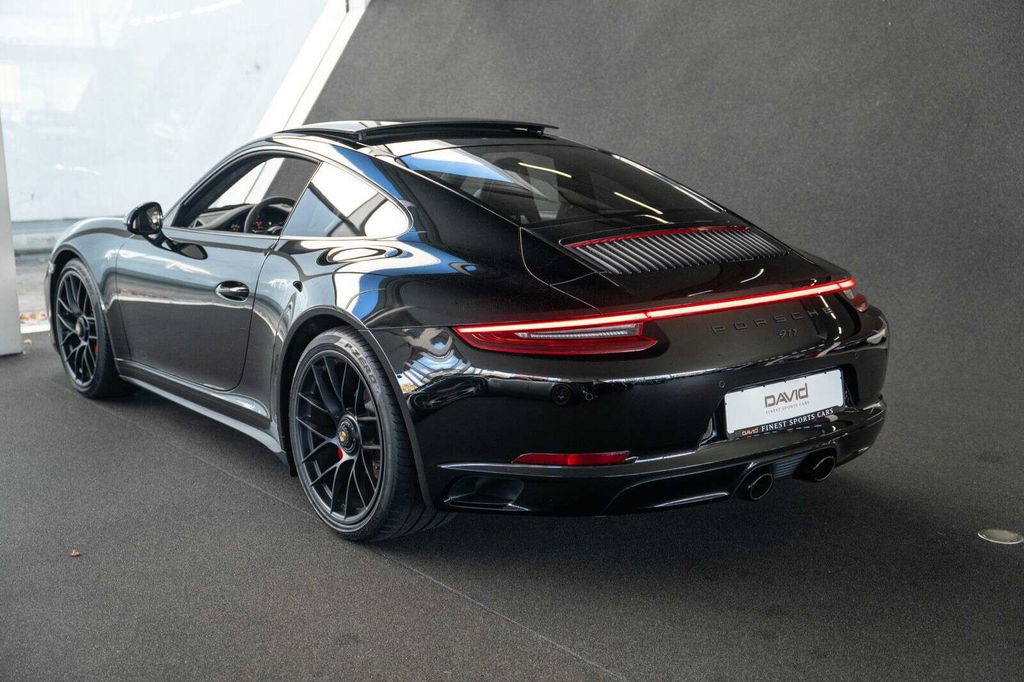 Porsche 991.2 Carrera 4 GTS