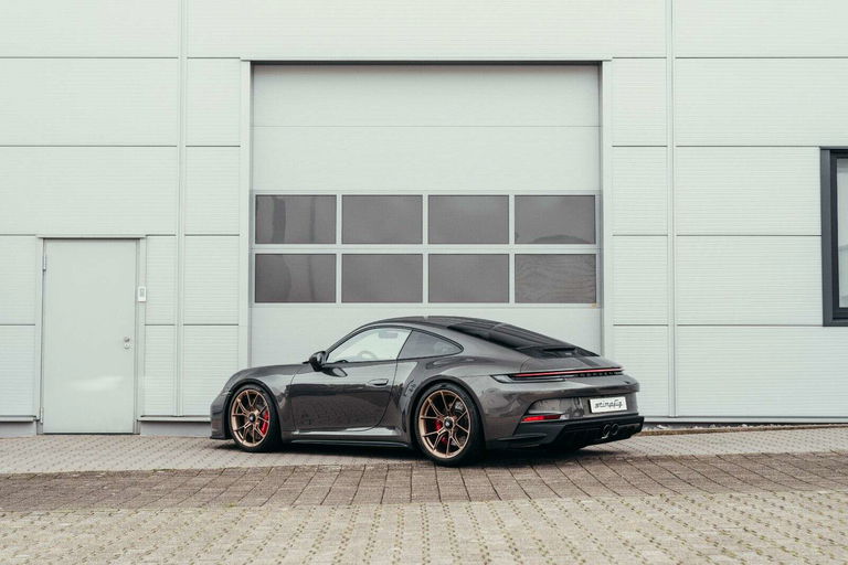 Porsche 992 GT3 Touring
