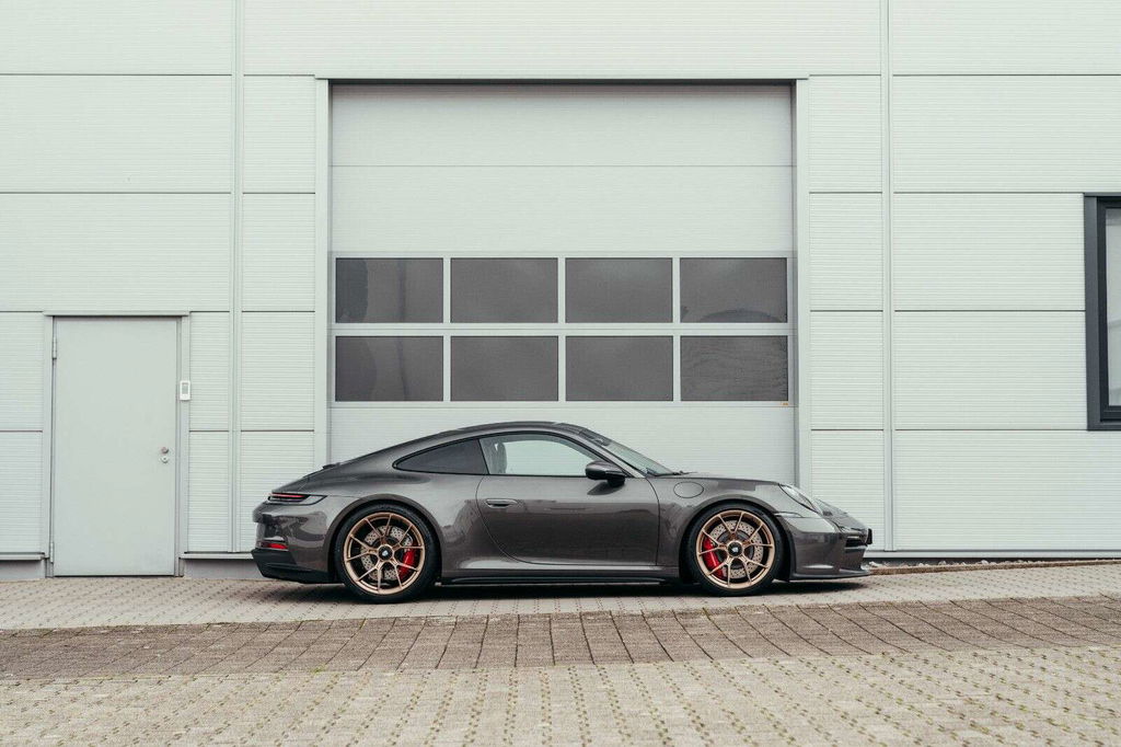 Porsche 992 GT3 Touring