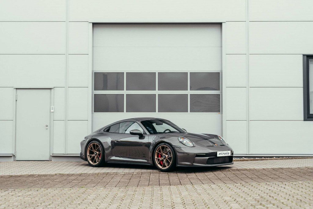 Porsche 992 GT3 Touring