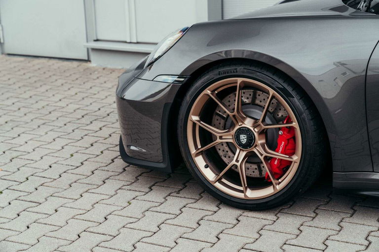 Porsche 992 GT3 Touring