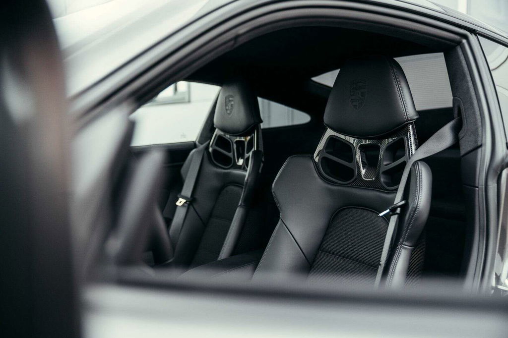 Porsche 992 GT3 Touring