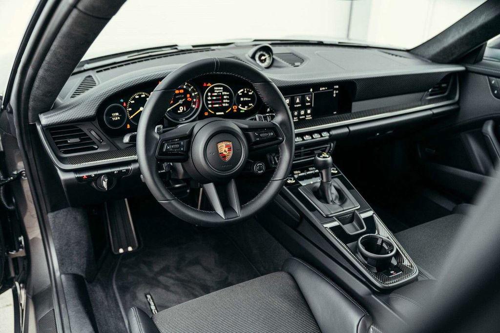 Porsche 992 GT3 Touring