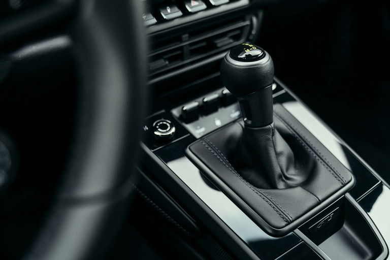 Porsche 992 GT3 Touring