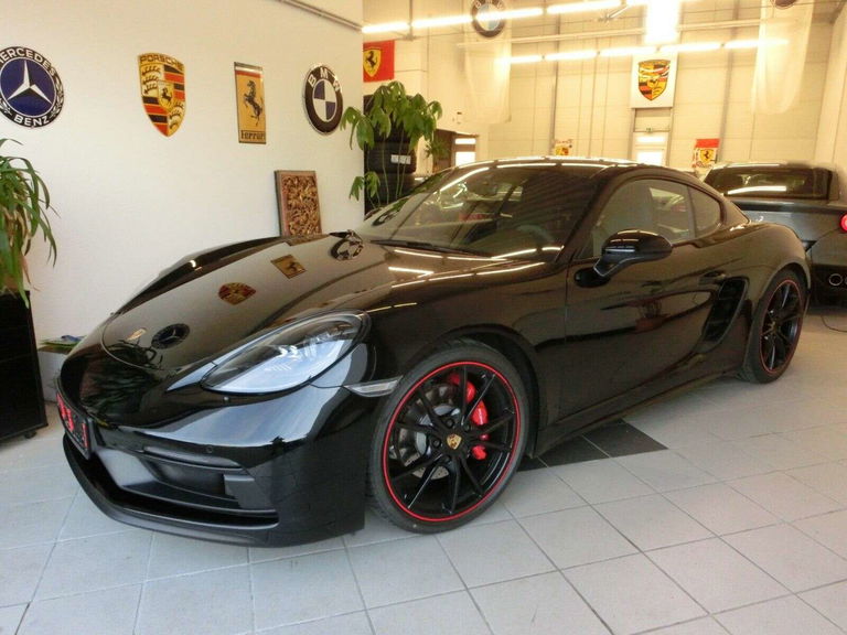 Porsche 718 Cayman GTS