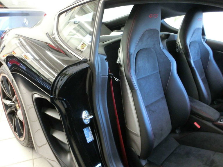 Porsche 718 Cayman GTS