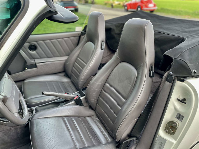 Porsche 964 Carrera 4