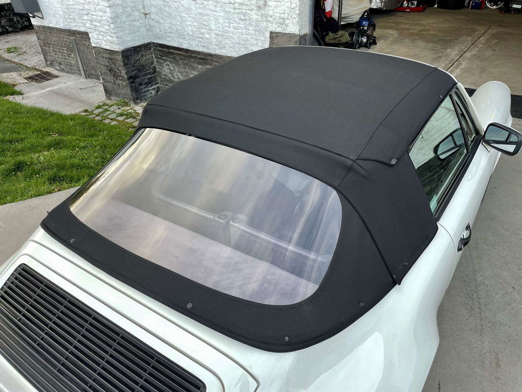 Porsche 964 Carrera 4