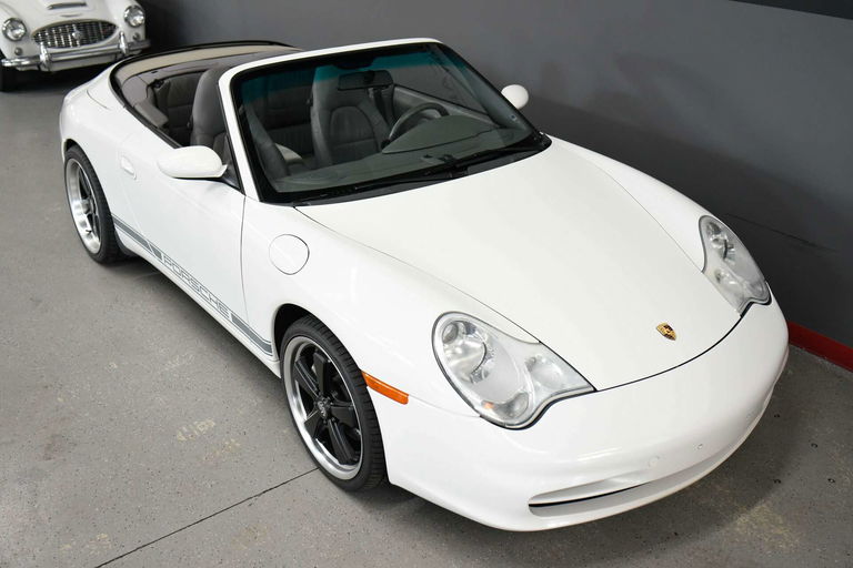 Porsche 996 Carrera 4