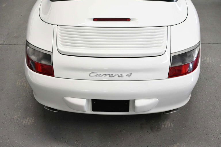 Porsche 996 Carrera 4