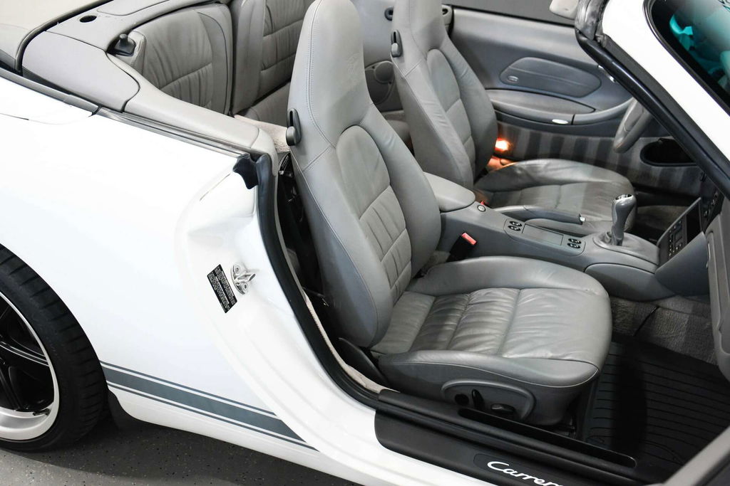 Porsche 996 Carrera 4