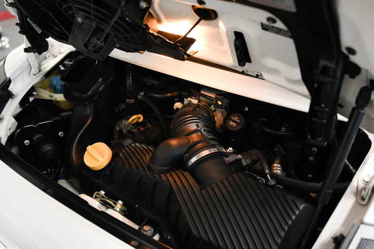 Porsche 996 Carrera 4