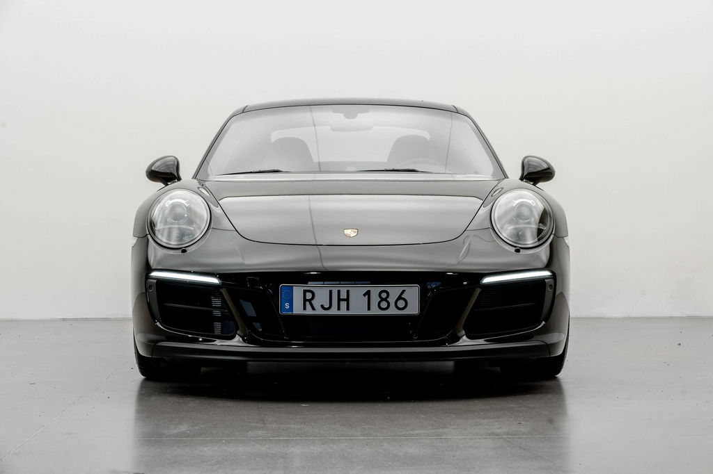 Porsche 991.2 Carrera GTS