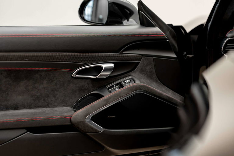 Porsche 991.2 Carrera GTS