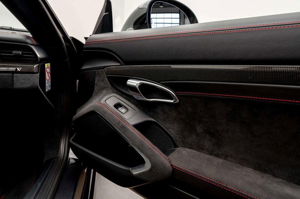 Porsche 991.2 Carrera GTS