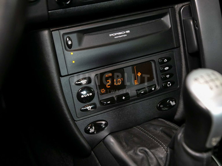 Porsche 996 Carrera 4