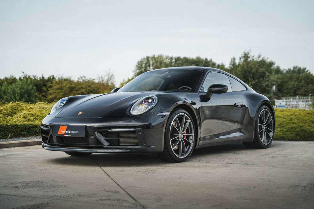Porsche 992 Carrera 4S