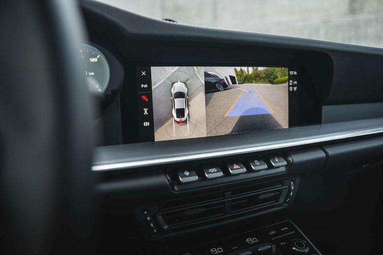 Porsche 992 Carrera 4S