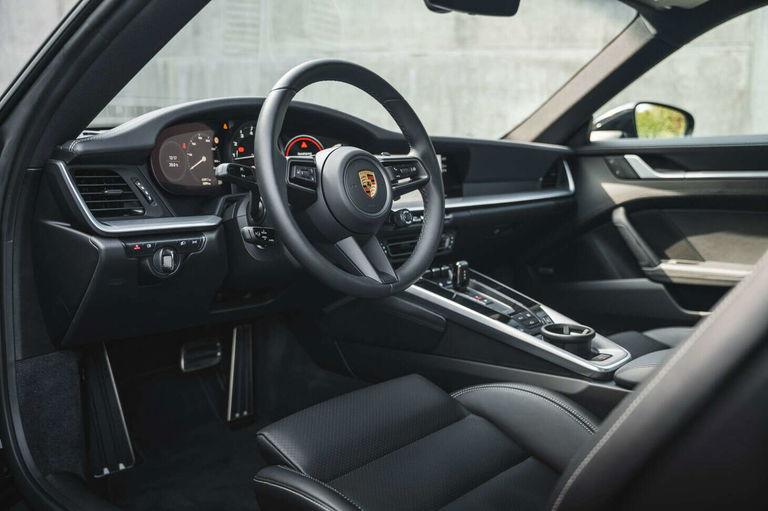 Porsche 992 Carrera 4S