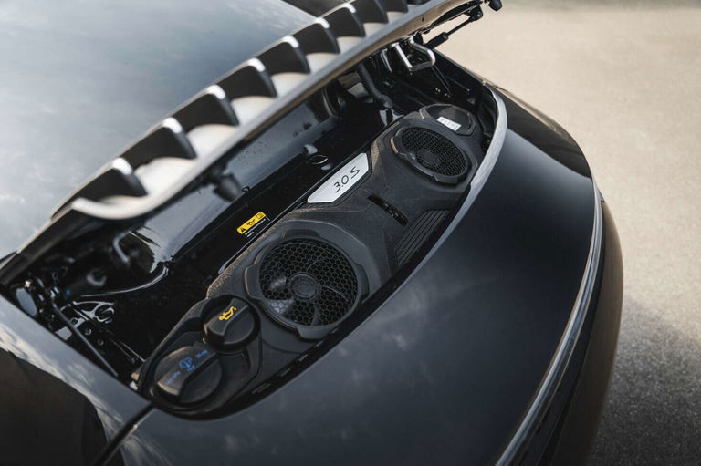 Porsche 992 Carrera 4S