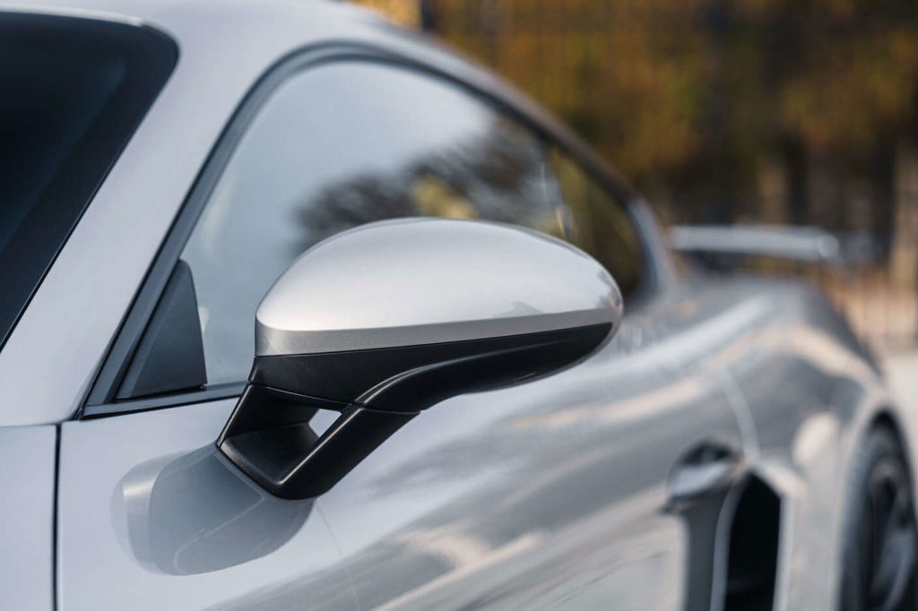 Porsche 718 Cayman GT4