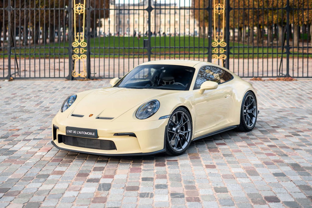 Porsche 992 GT3 Touring