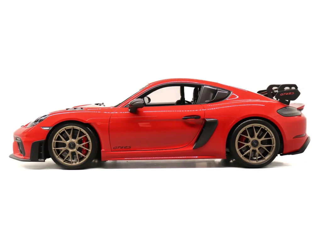 Porsche 718 Cayman GT4 RS