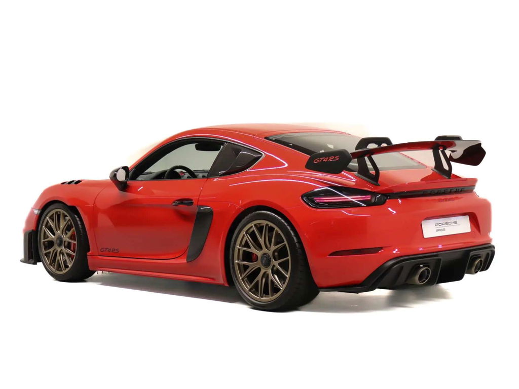 Porsche 718 Cayman GT4 RS