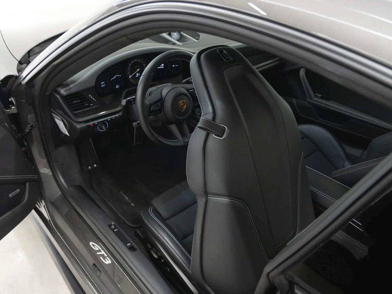 Porsche 992 GT3 Touring