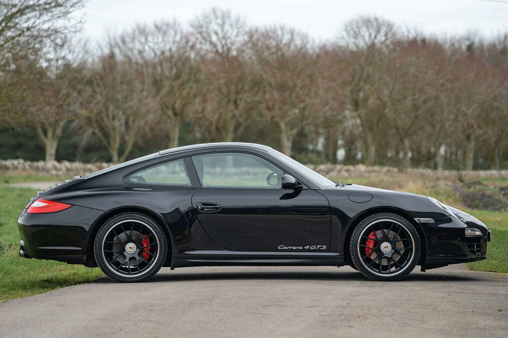 Porsche 997.2 Carrera 4 GTS
