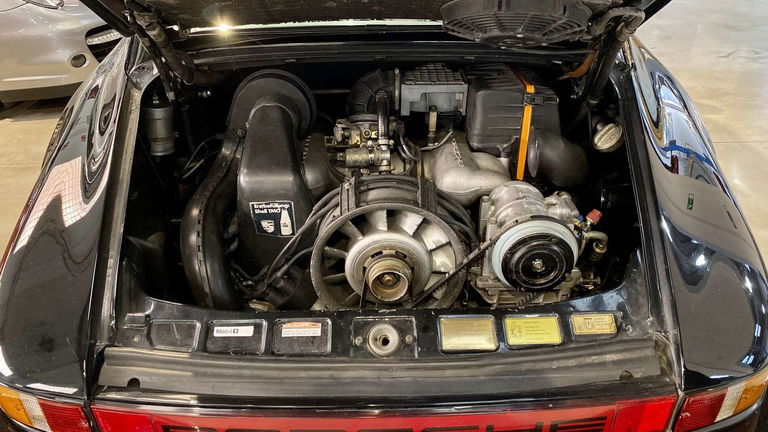 Porsche 911 Carrera 3.2