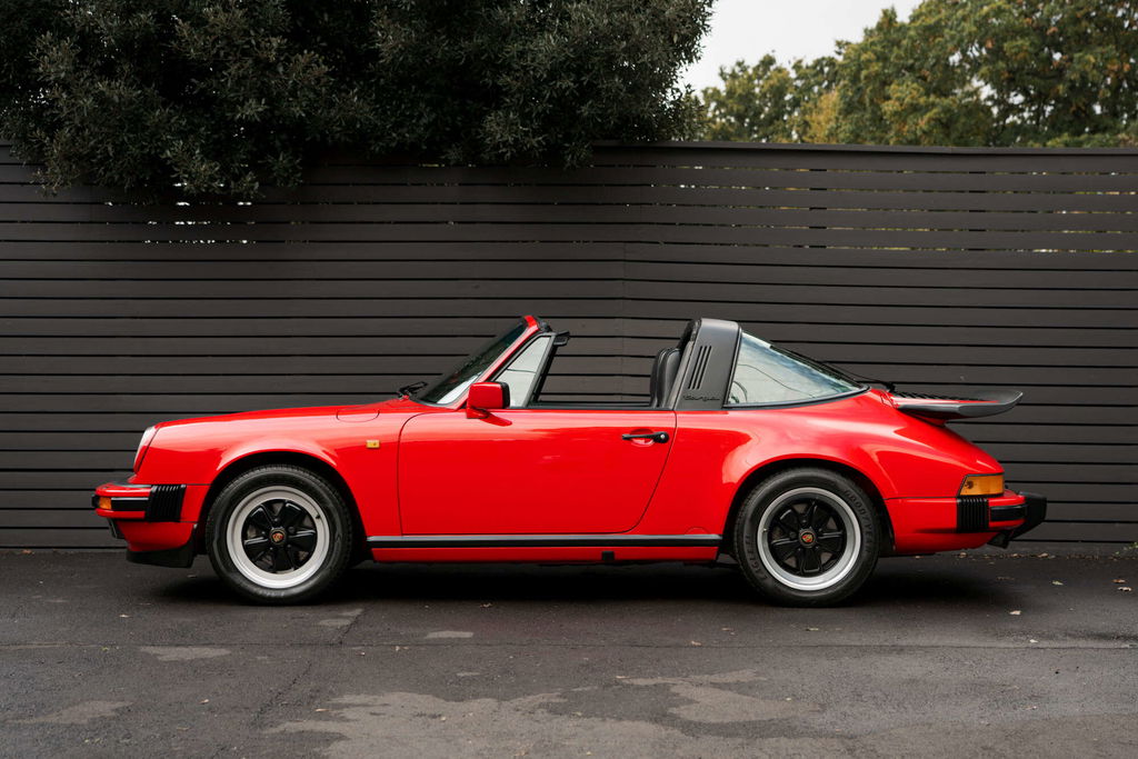 Porsche 911 Carrera 3.2