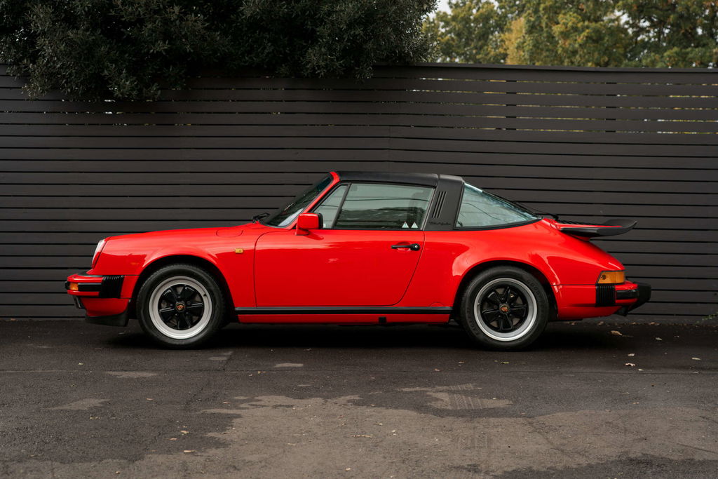 Porsche 911 Carrera 3.2