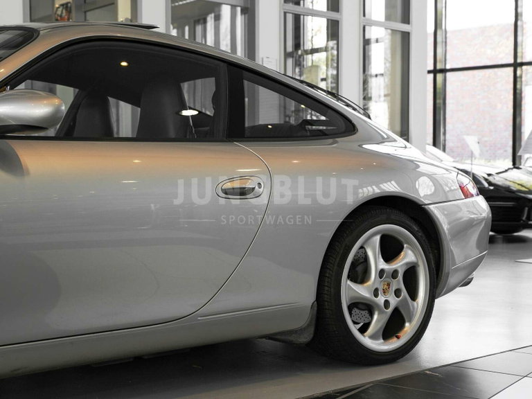 Porsche 996 Carrera