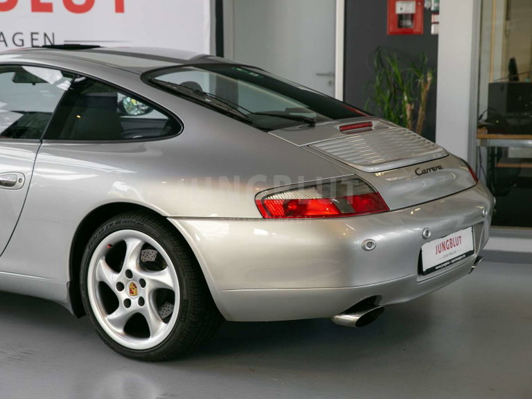 Porsche 996 Carrera