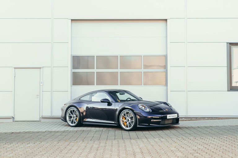 Porsche 992 GT3 Touring