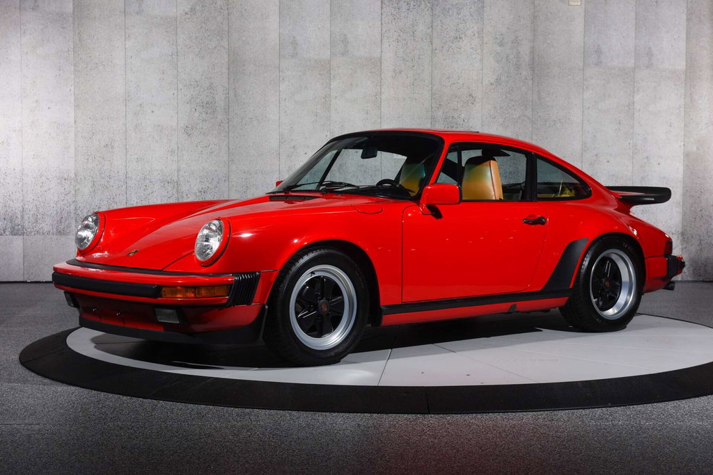 Porsche 911 Carrera 3.2 (US)