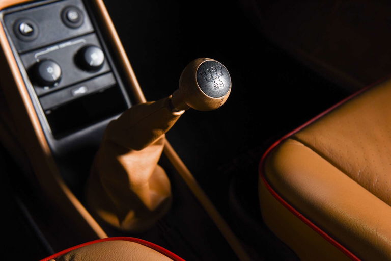 Porsche 911 Carrera 3.2 (US)