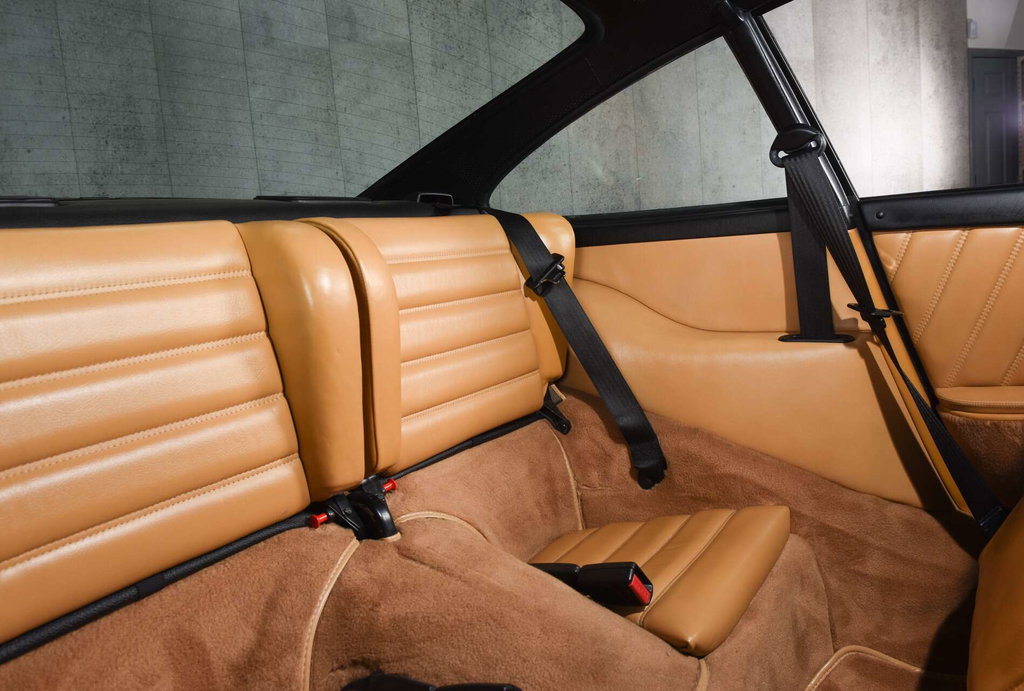Porsche 911 Carrera 3.2 (US)