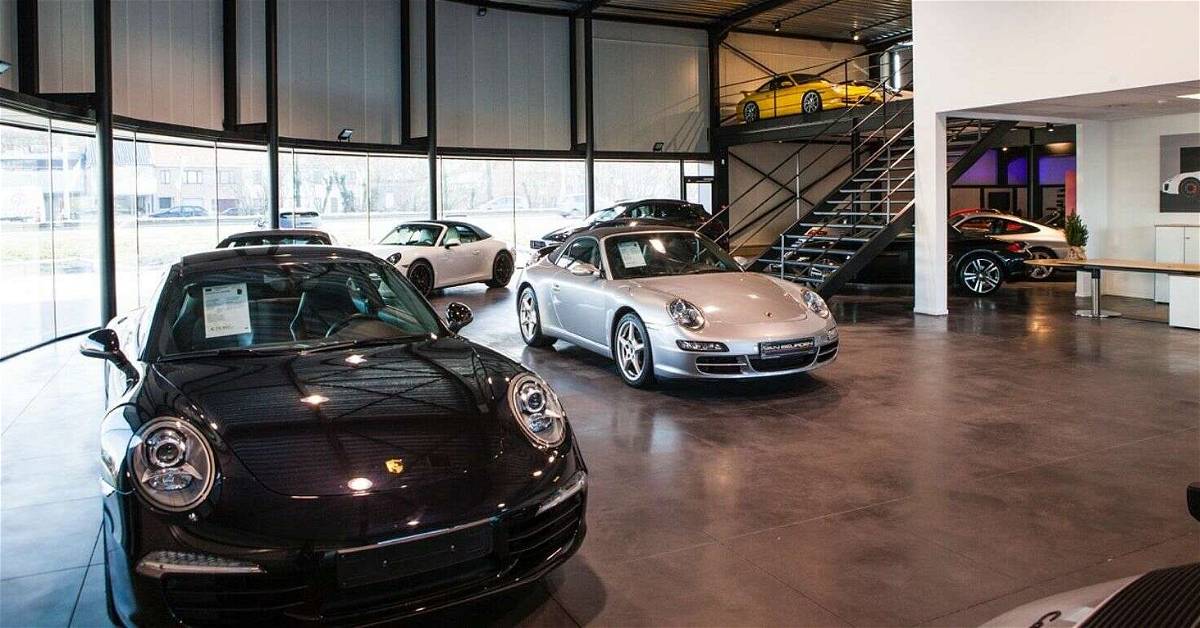 Garage Van Beurden - elferspot.com - Marketplace for Porsche Sports Cars