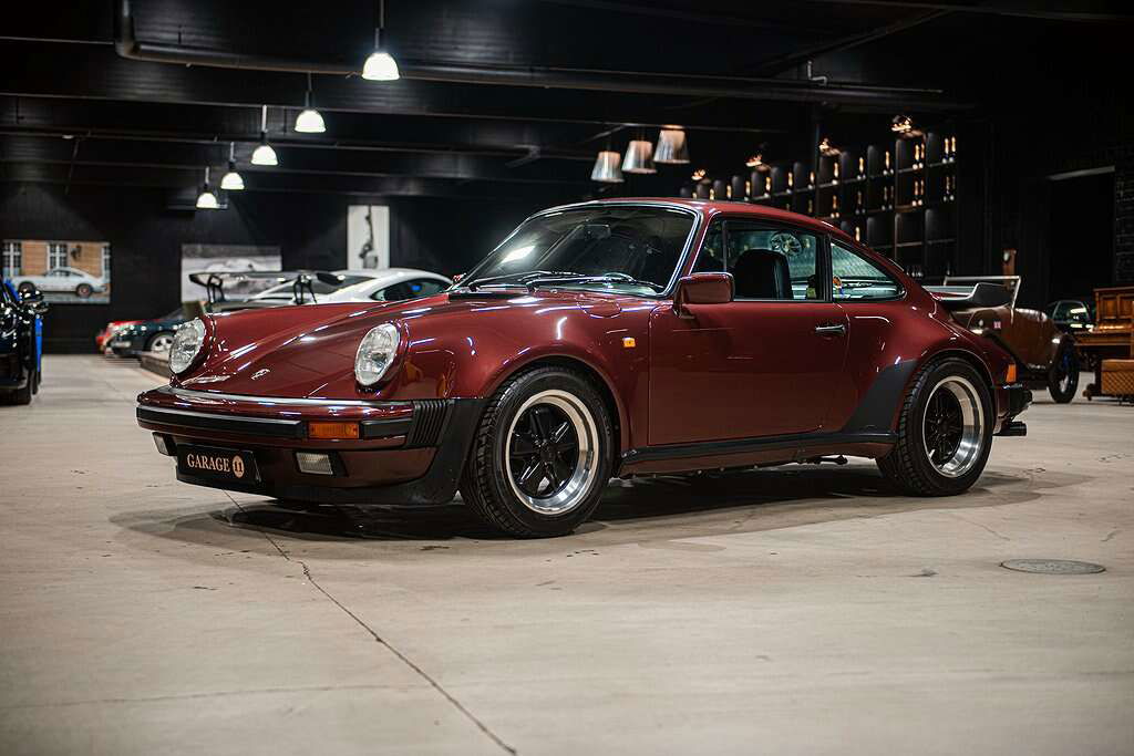 Porsche 911 Turbo 3.3