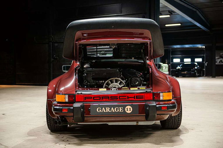 Porsche 911 Turbo 3.3