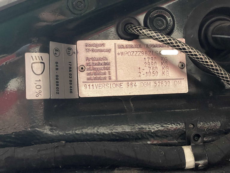 Porsche 964 Carrera 4