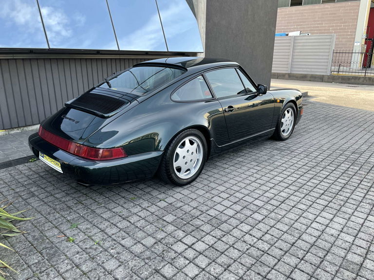 Porsche 964 Carrera 4