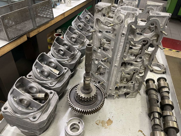 Porsche 964 Carrera 4