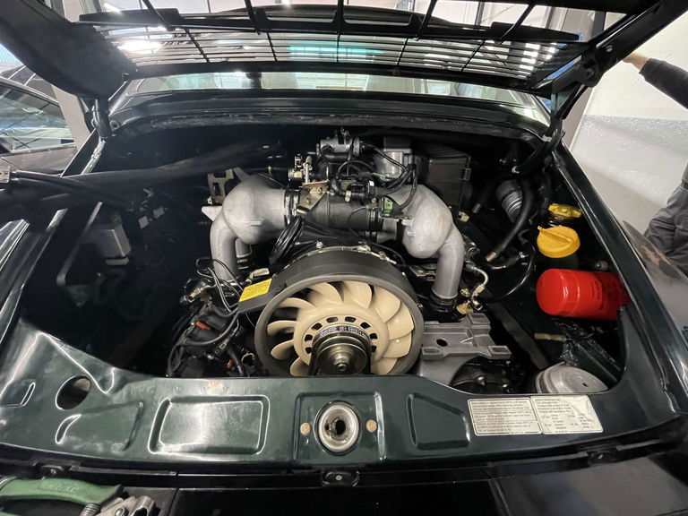 Porsche 964 Carrera 4