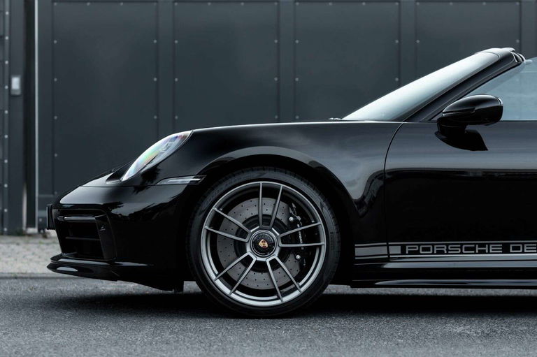 Porsche 992 Edition 50 Jahre Porsche Design